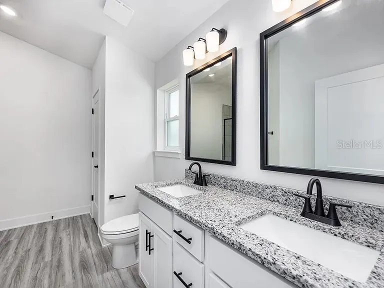 16766 NW 178TH TER, photo 32