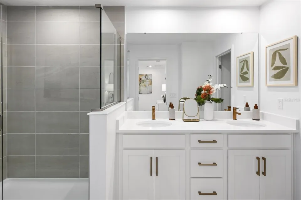 233 SPINDLE PALM CV, photo 14