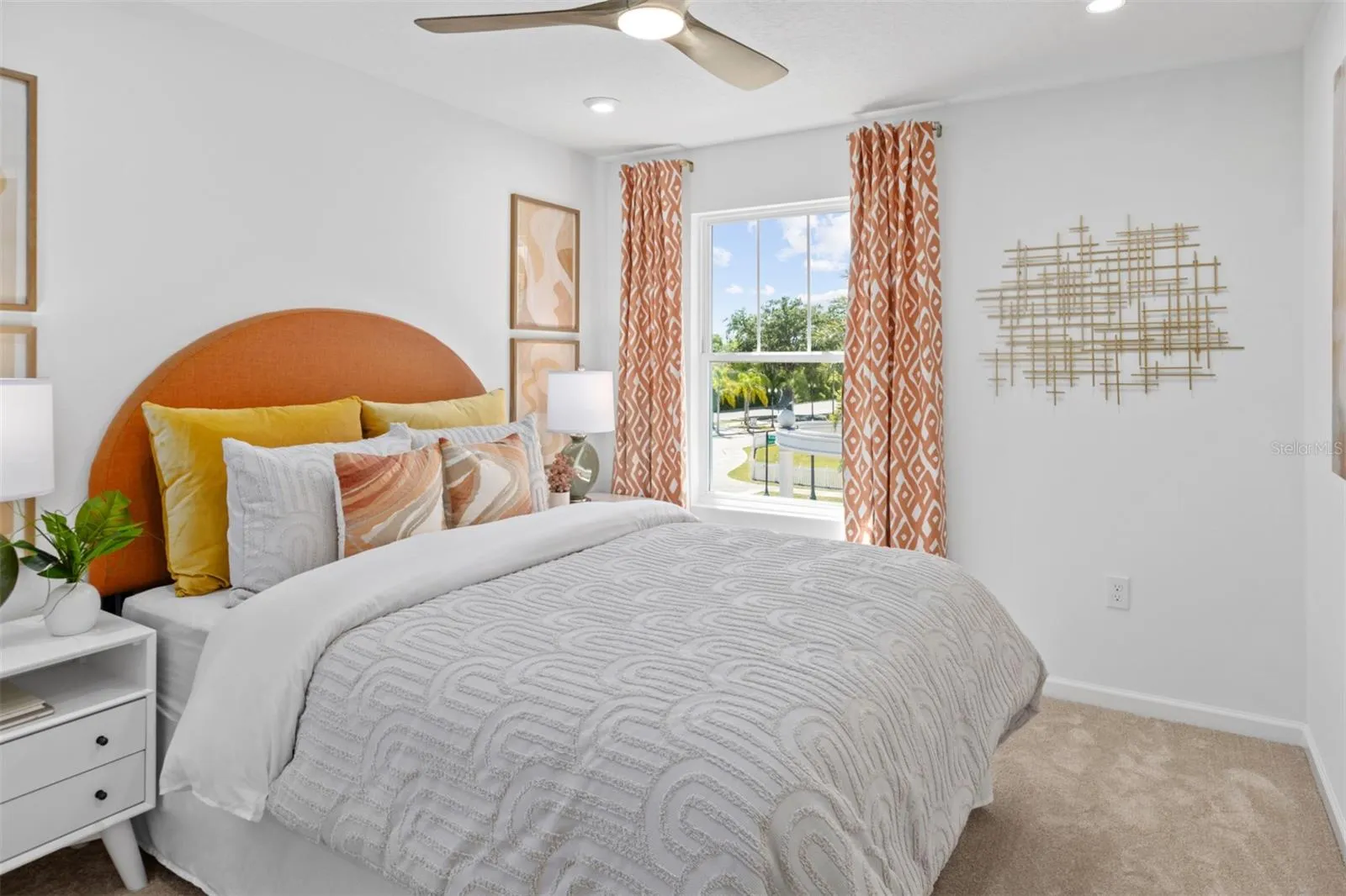 233 SPINDLE PALM CV, photo 16