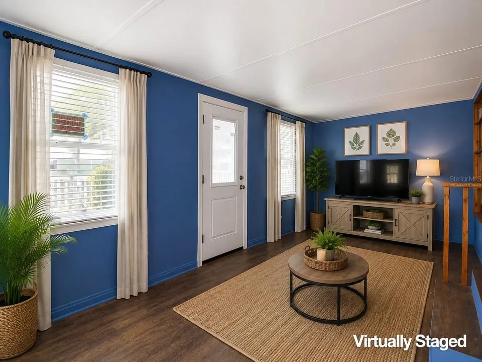 39032 OLA AVE, photo 6
