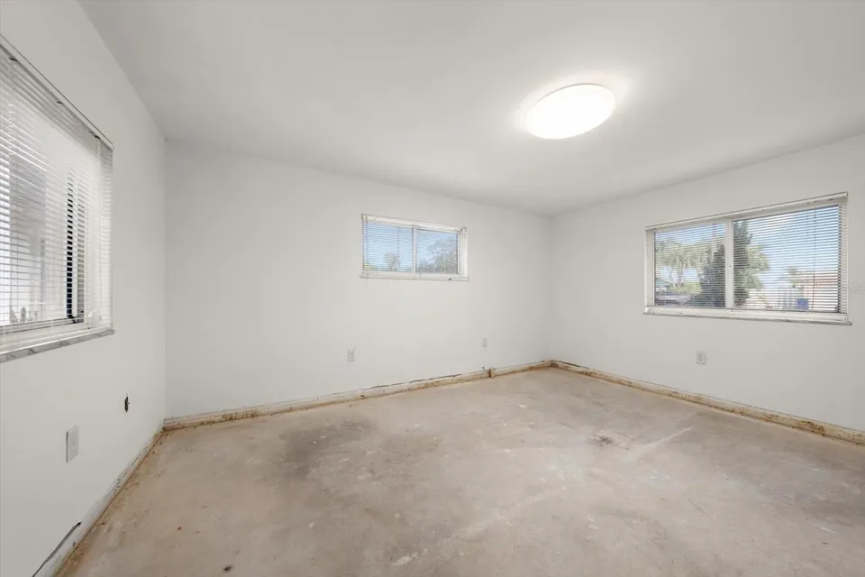 337 LA HACIENDA DR, photo 35