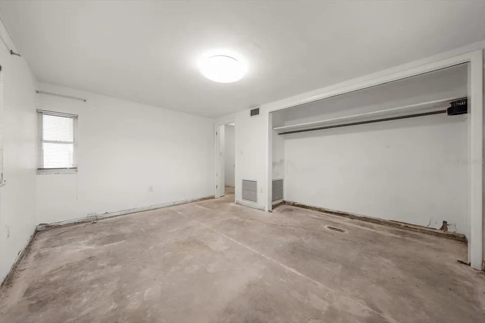 337 LA HACIENDA DR, photo 38