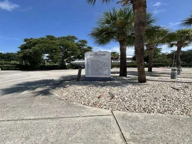 1 FLORIDA PARK DR, photo 2