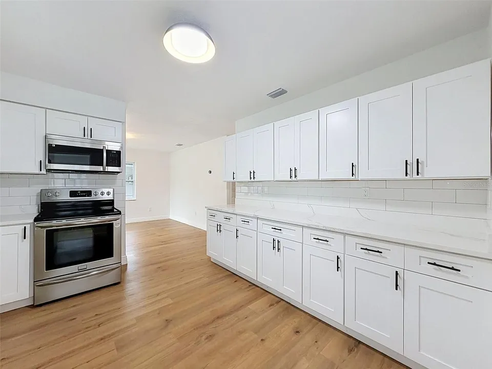 3316 W NASSAU ST, photo 11