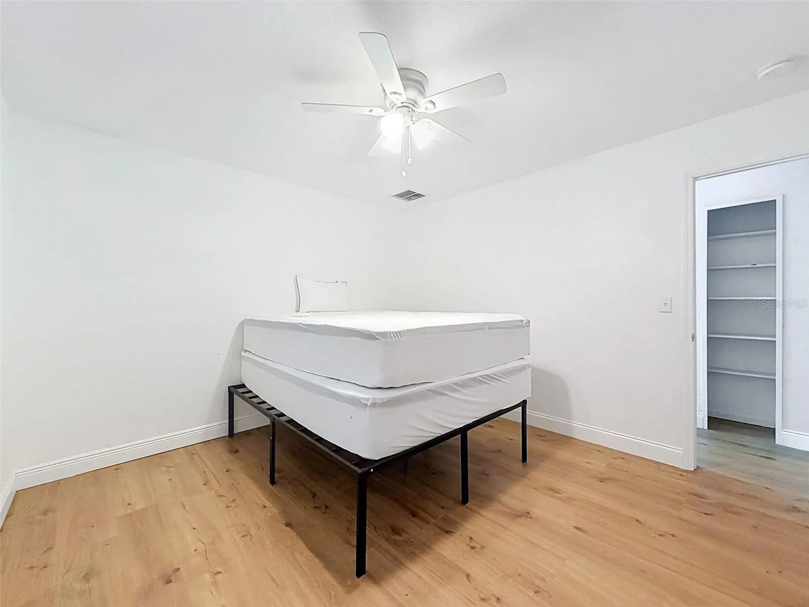3316 W NASSAU ST, photo 32