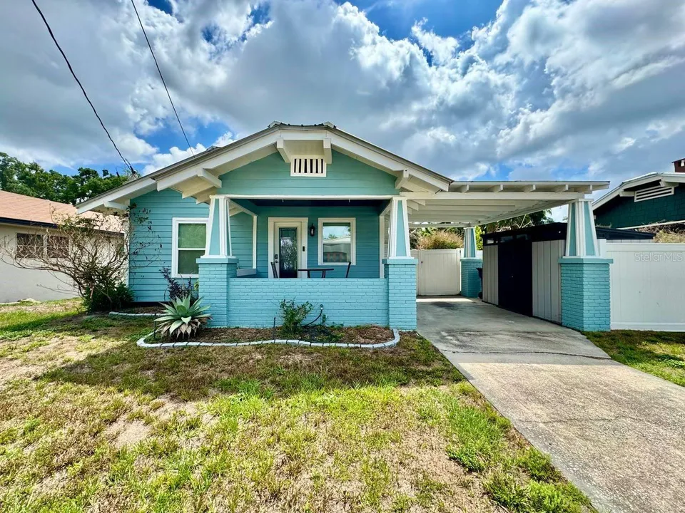 5907 N OLA AVE, photo 1