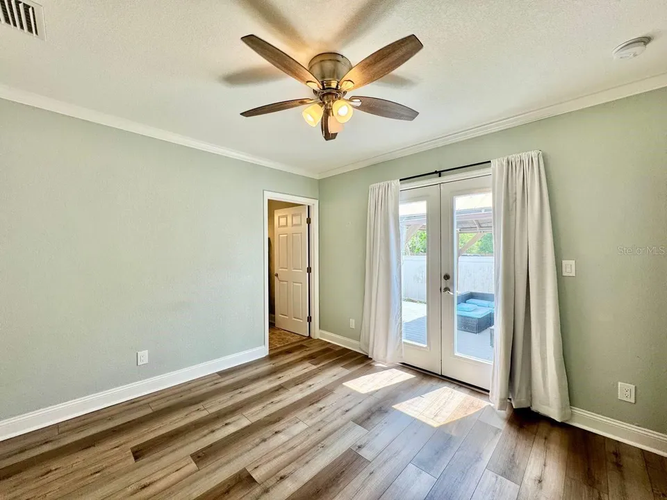 5907 N OLA AVE, photo 27