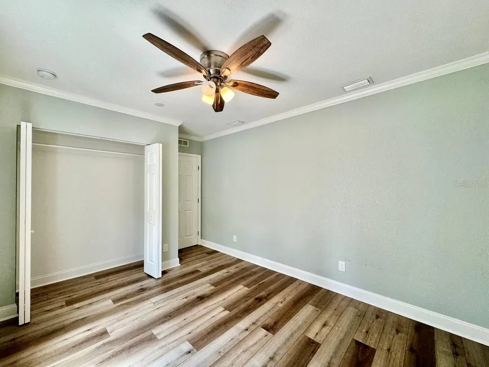 5907 N OLA AVE, photo 29