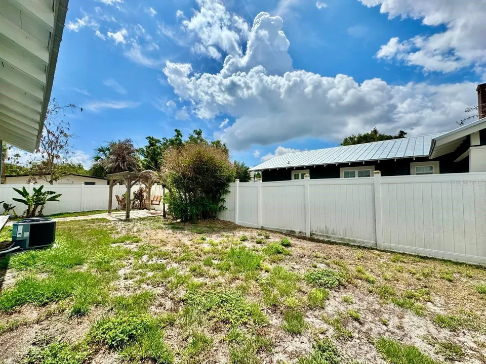 5907 N OLA AVE, photo 39