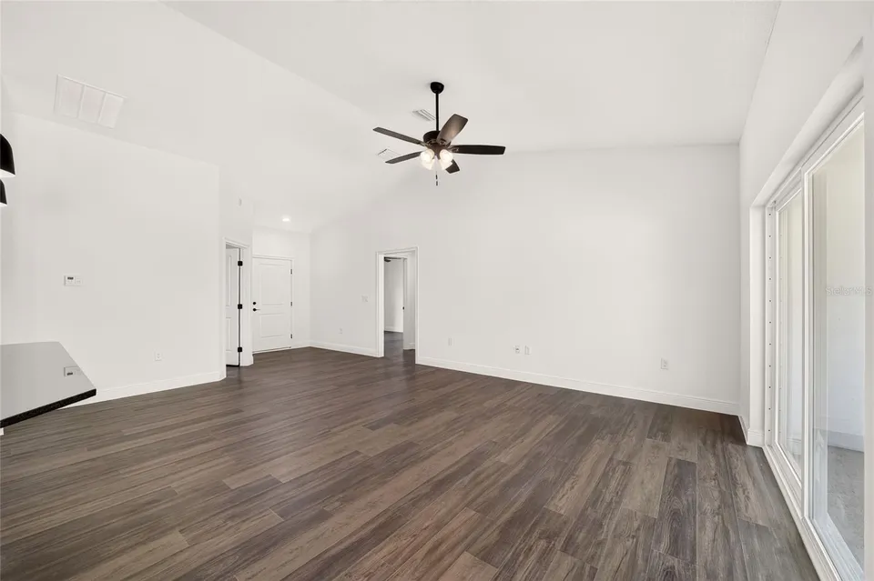 23636 NW WATER OAK AVE, photo 8
