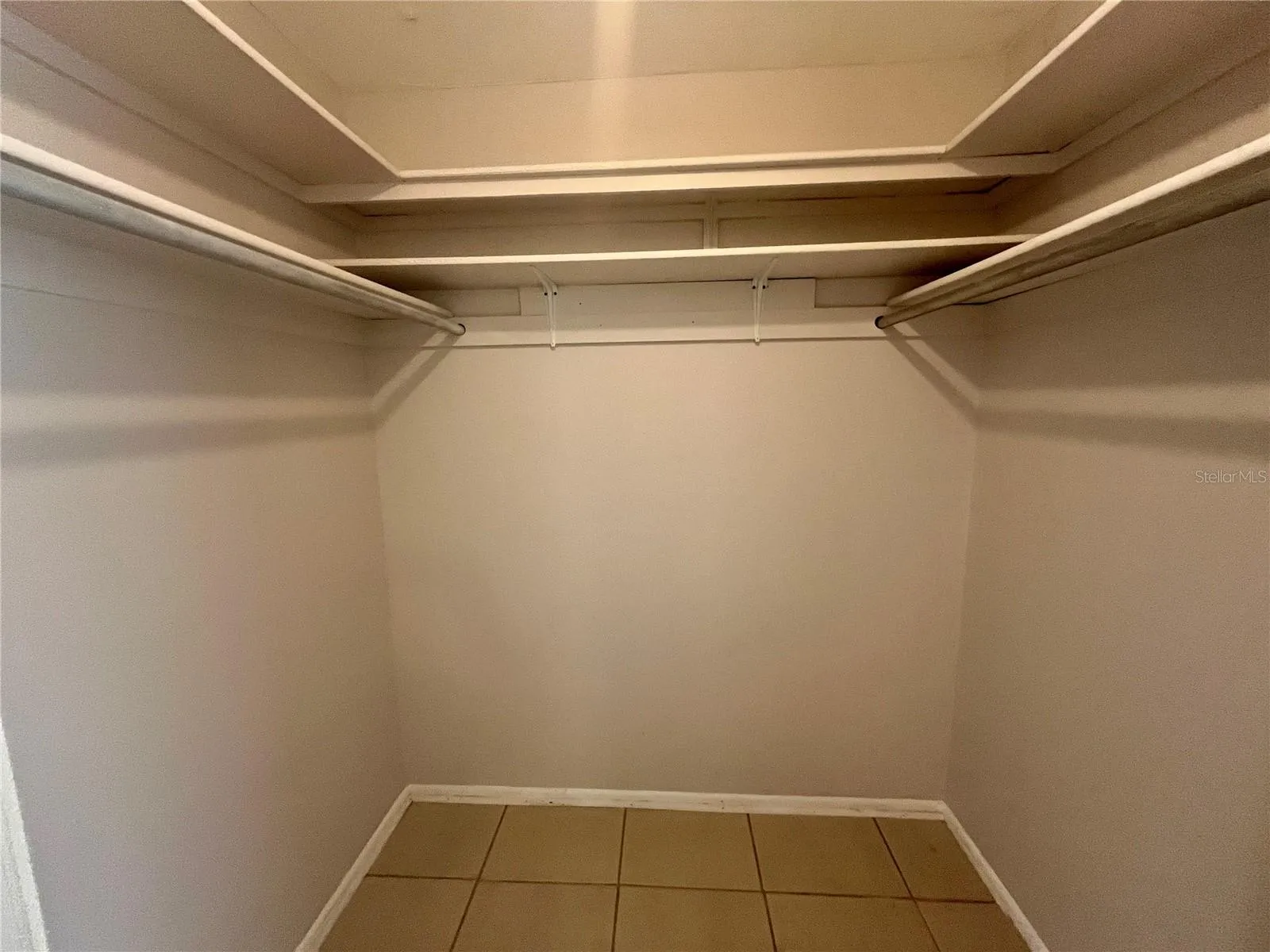 705 BAYOU AVE, photo 14