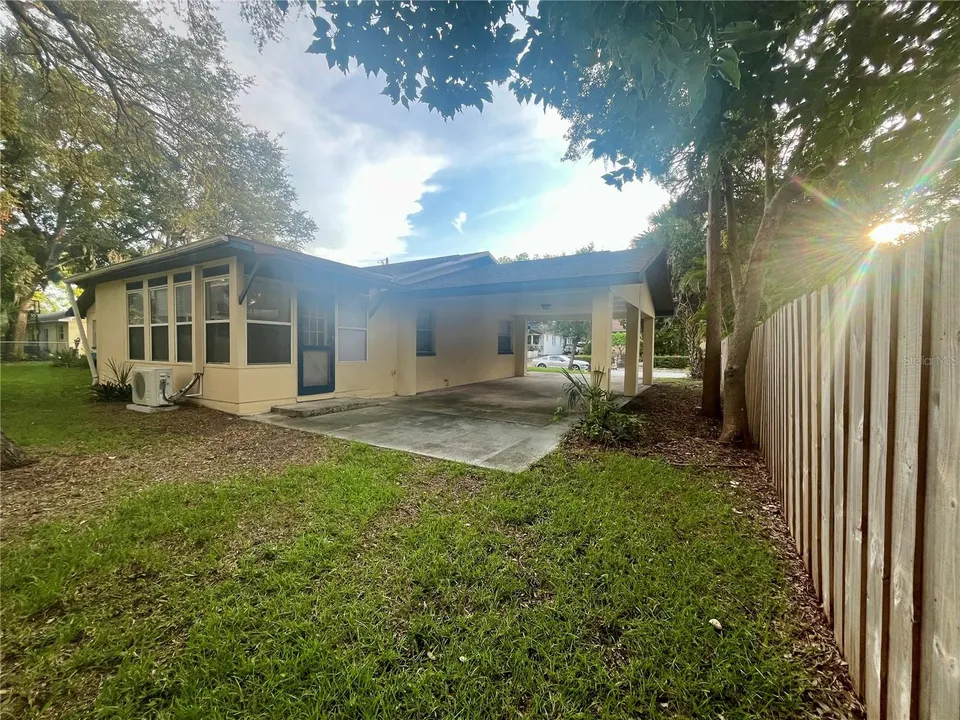 705 BAYOU AVE, photo 20