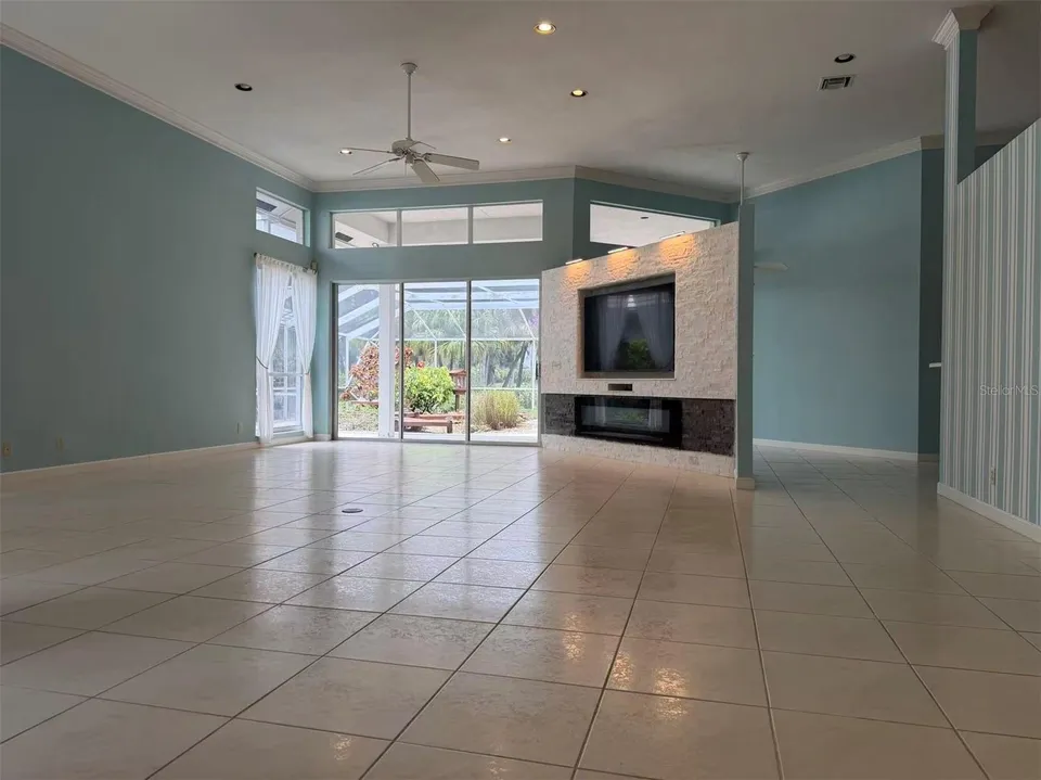 173 ORANGE TREE DR, photo 5