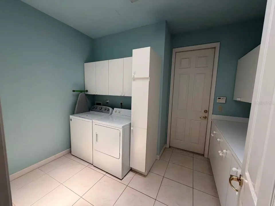 173 ORANGE TREE DR, photo 9
