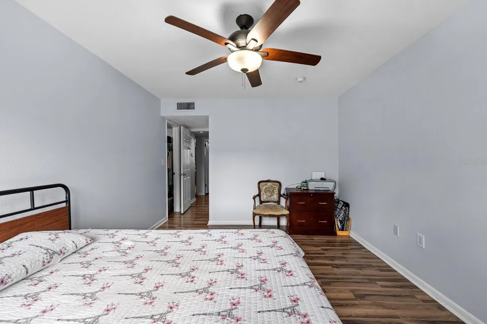 875 S VILLAGE DR N #101, photo 18