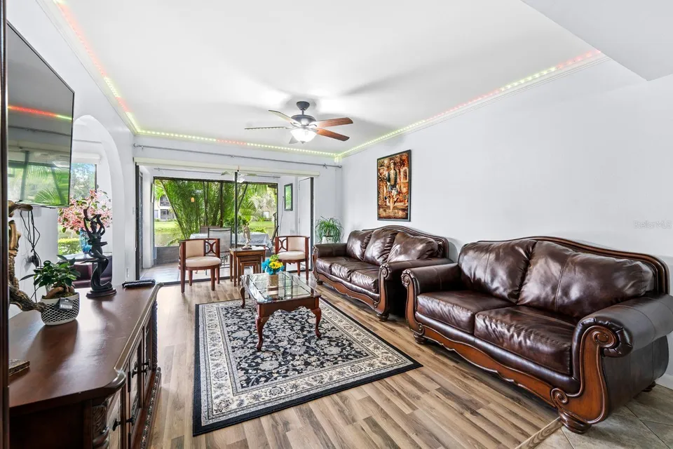875 S VILLAGE DR N #101, photo 27