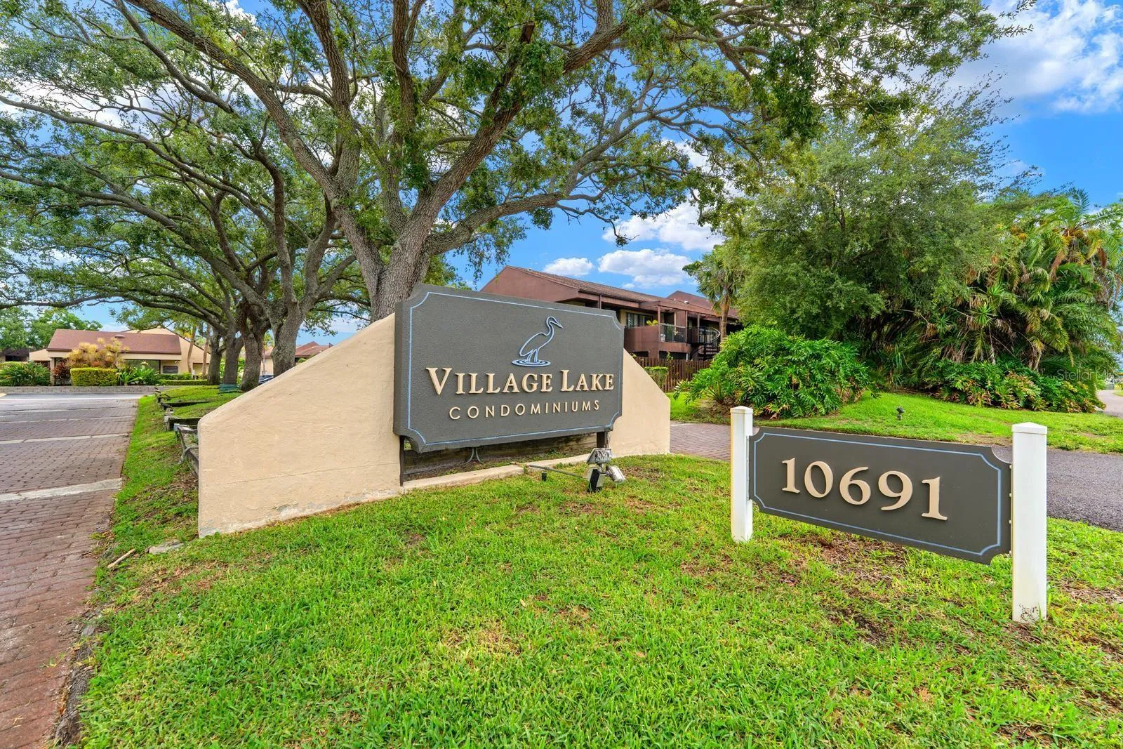 875 S VILLAGE DR N #101, photo 41