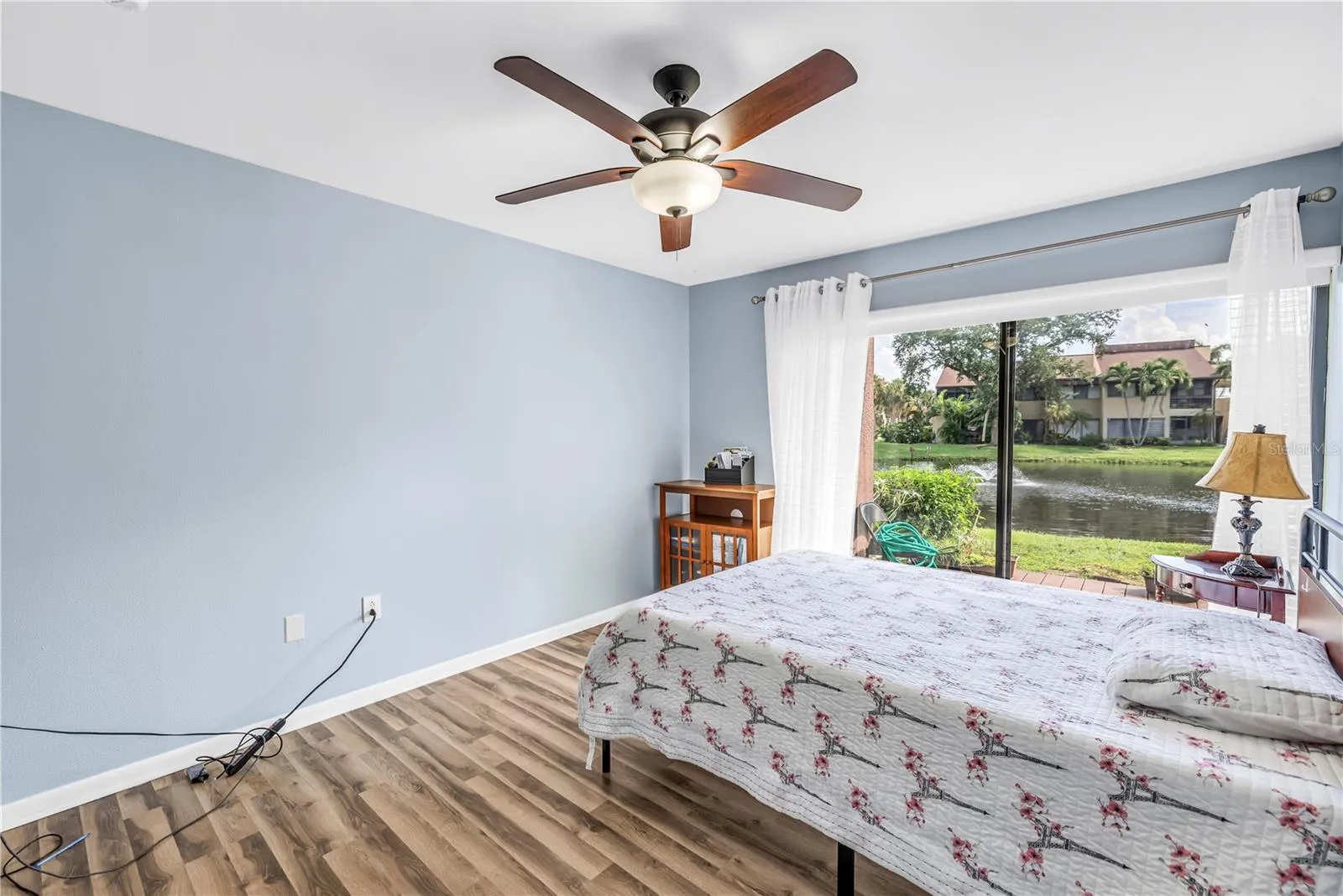 875 S VILLAGE DR N #101, photo 16