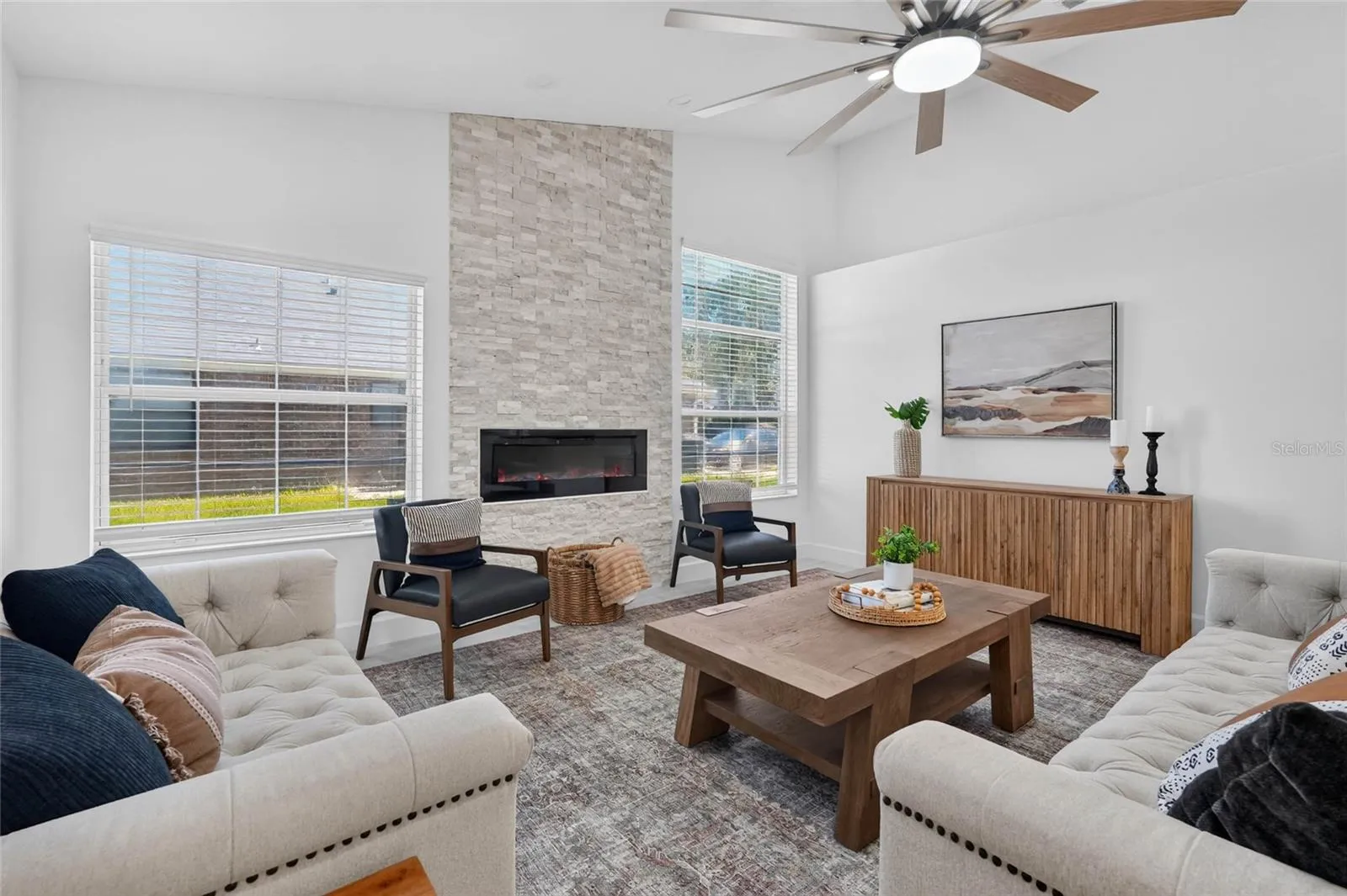 107 LINDSAY DR, photo 12