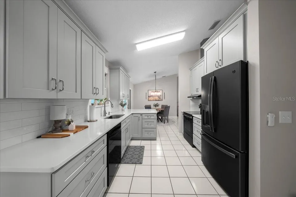 4504 NW 32ND ST, photo 13
