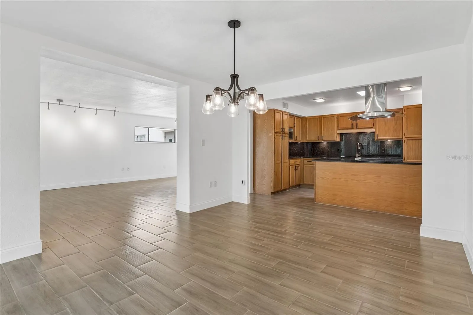 1100 DELANEY AVE #F500, photo 12
