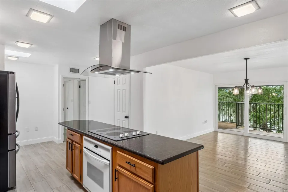 1100 DELANEY AVE #F500, photo 16