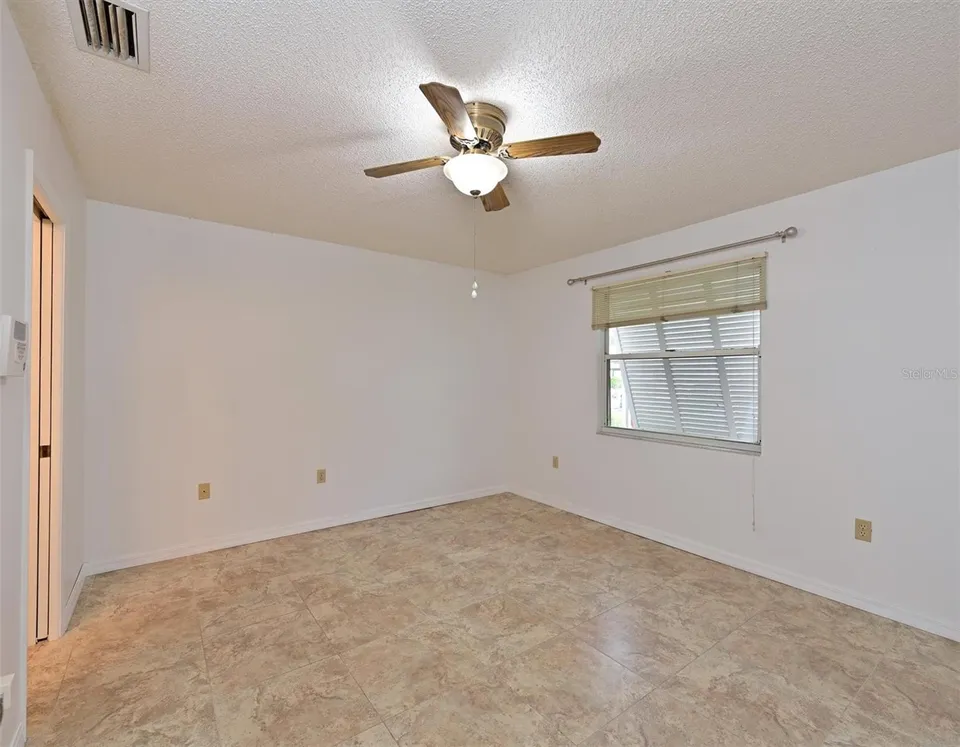 5506 37TH ST E #4, photo 18