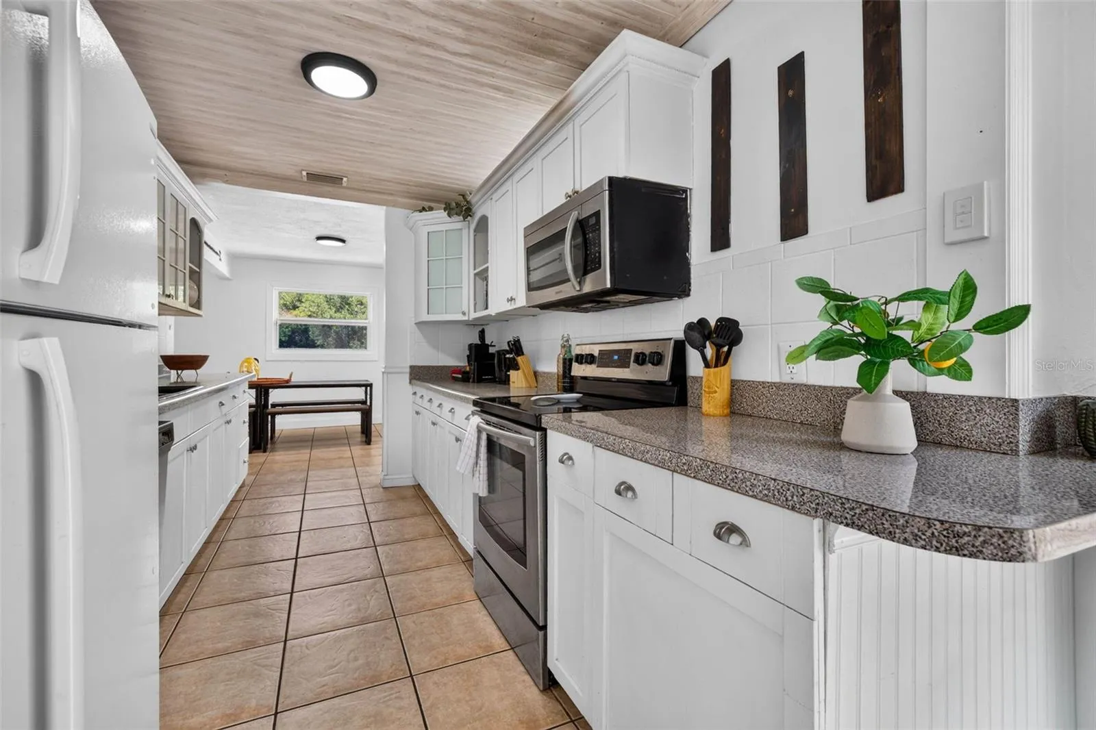 166 PINELLAS WAY N, photo 8