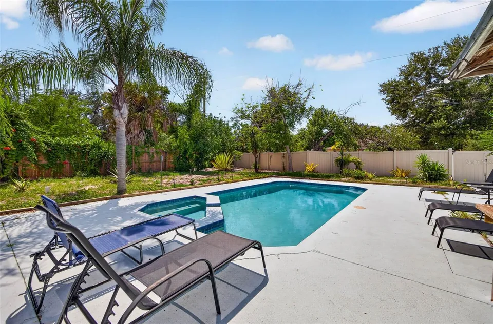 166 PINELLAS WAY N, photo 25