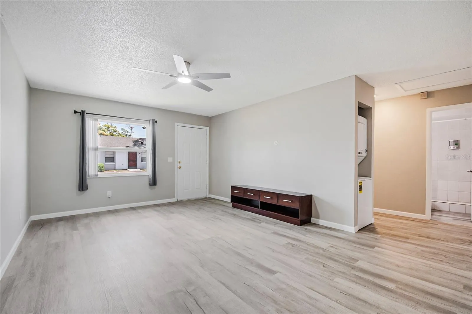 106 LAKE VILLA WAY, photo 10