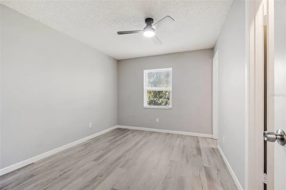 106 LAKE VILLA WAY, photo 14