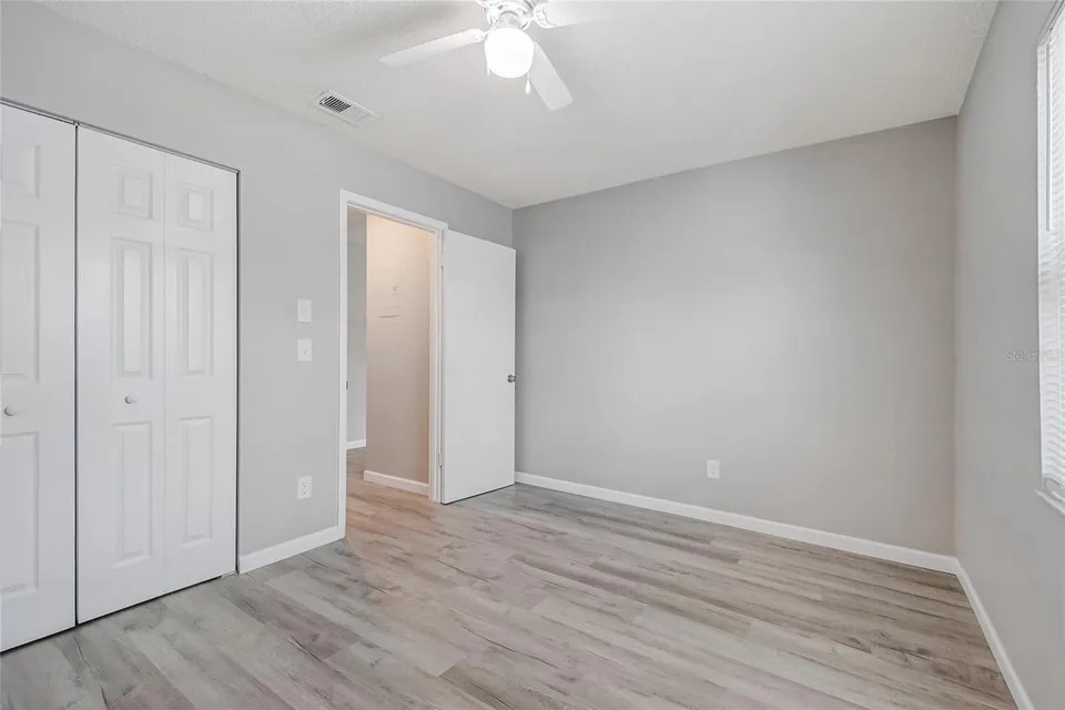 106 LAKE VILLA WAY, photo 17