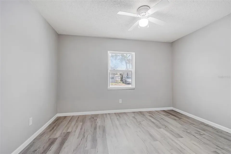 106 LAKE VILLA WAY, photo 18