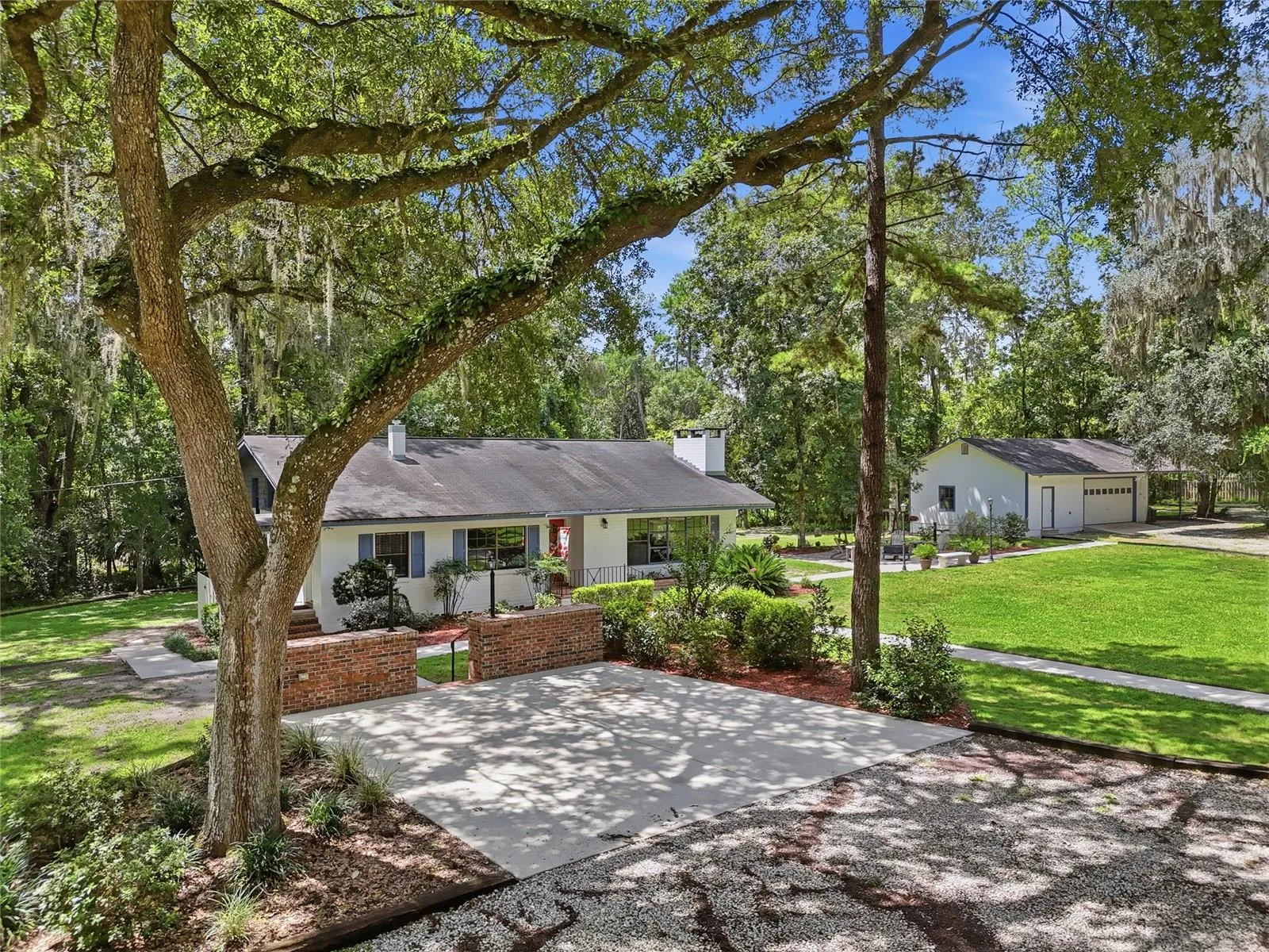2817 NW 31ST AVE, photo 2