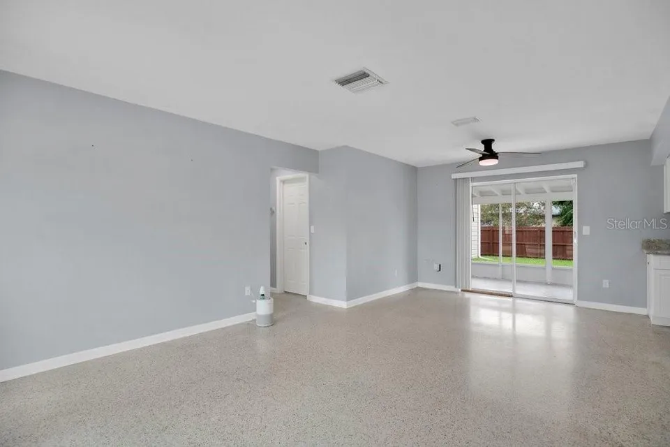 1109 COBBLESTONE AVE, photo 12
