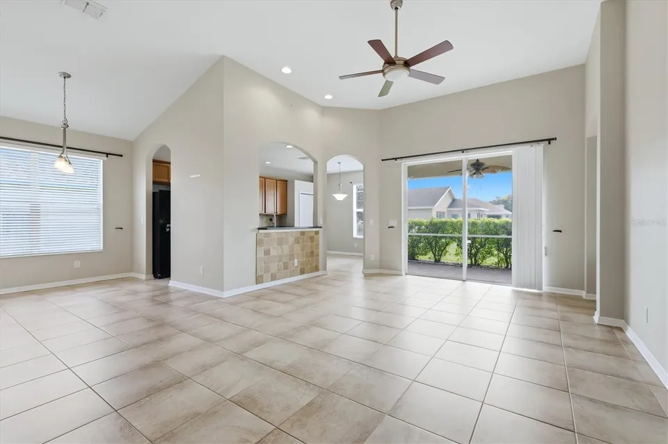 7117 50TH AVENUE CIR E, photo 11
