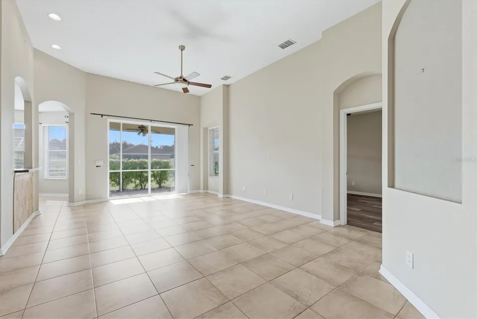 7117 50TH AVENUE CIR E, photo 12