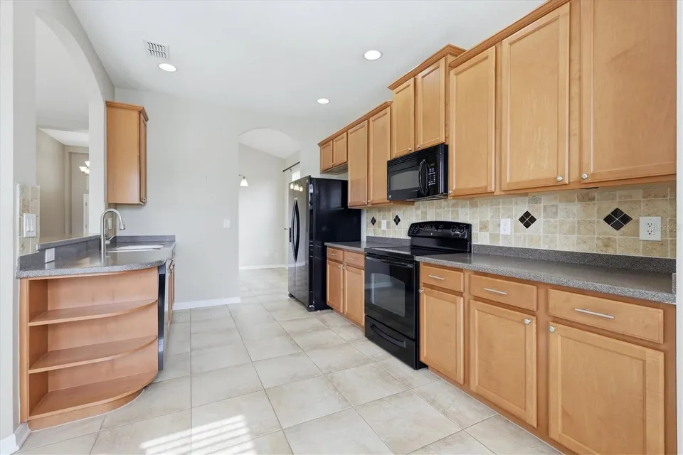 7117 50TH AVENUE CIR E, photo 16
