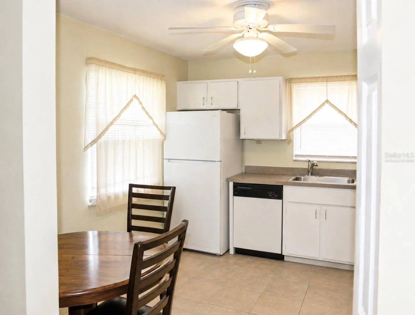7717 MITCHELL RANCH RD, photo 3