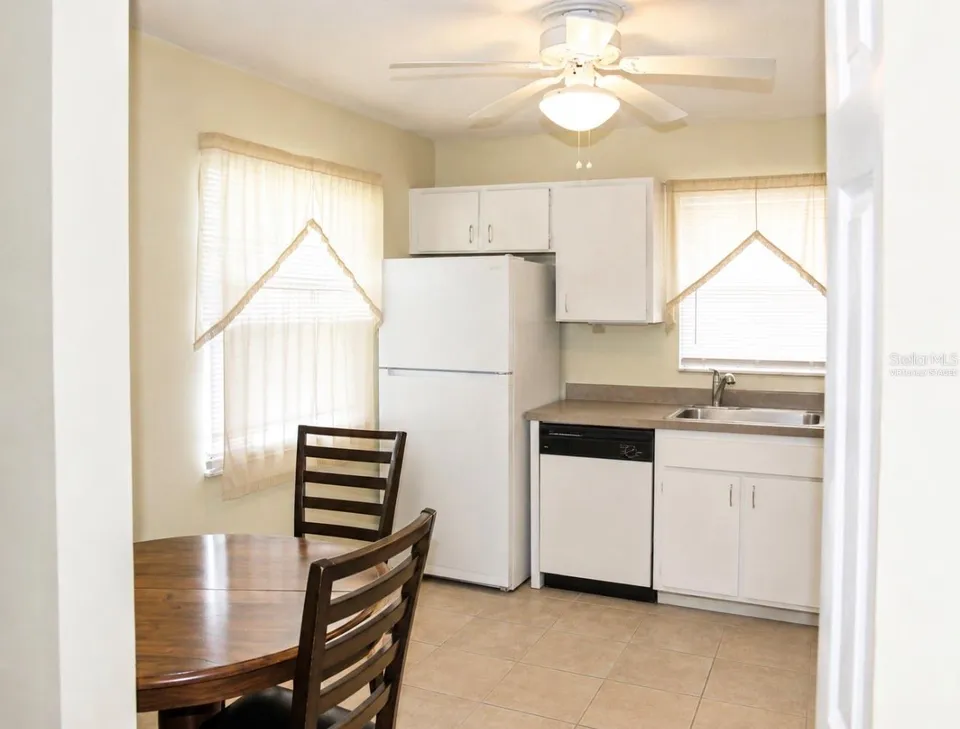 7717 MITCHELL RANCH RD, photo 3