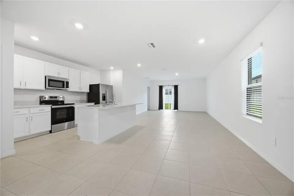 641 BALD CYPRESS DR, photo 6