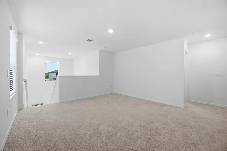 641 BALD CYPRESS DR, photo 18