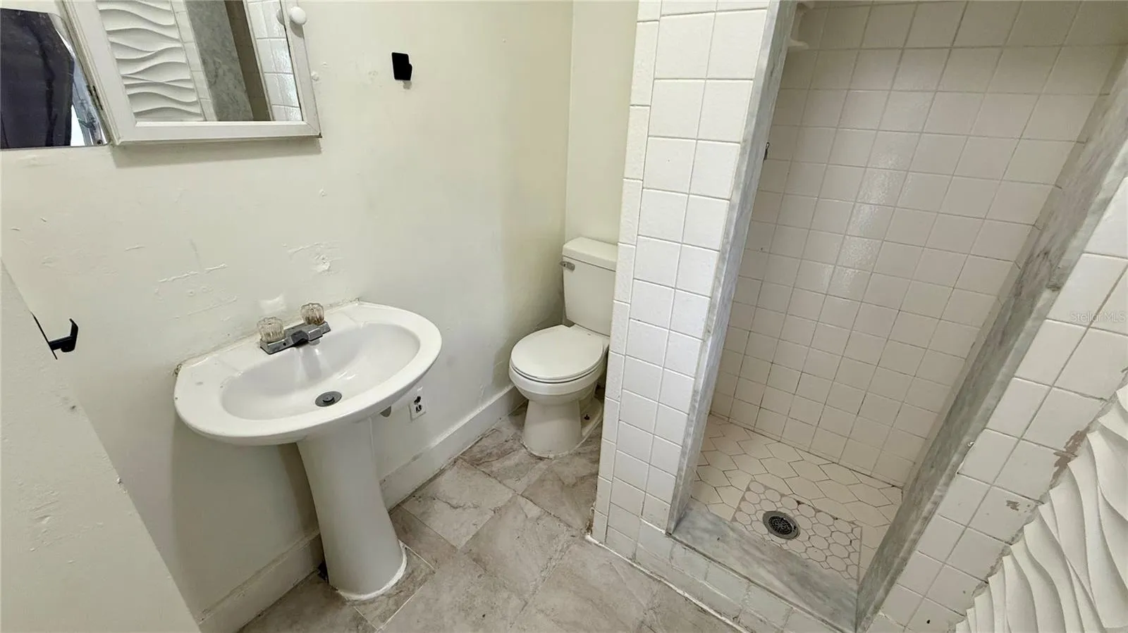 202 E POLK ST, photo 10