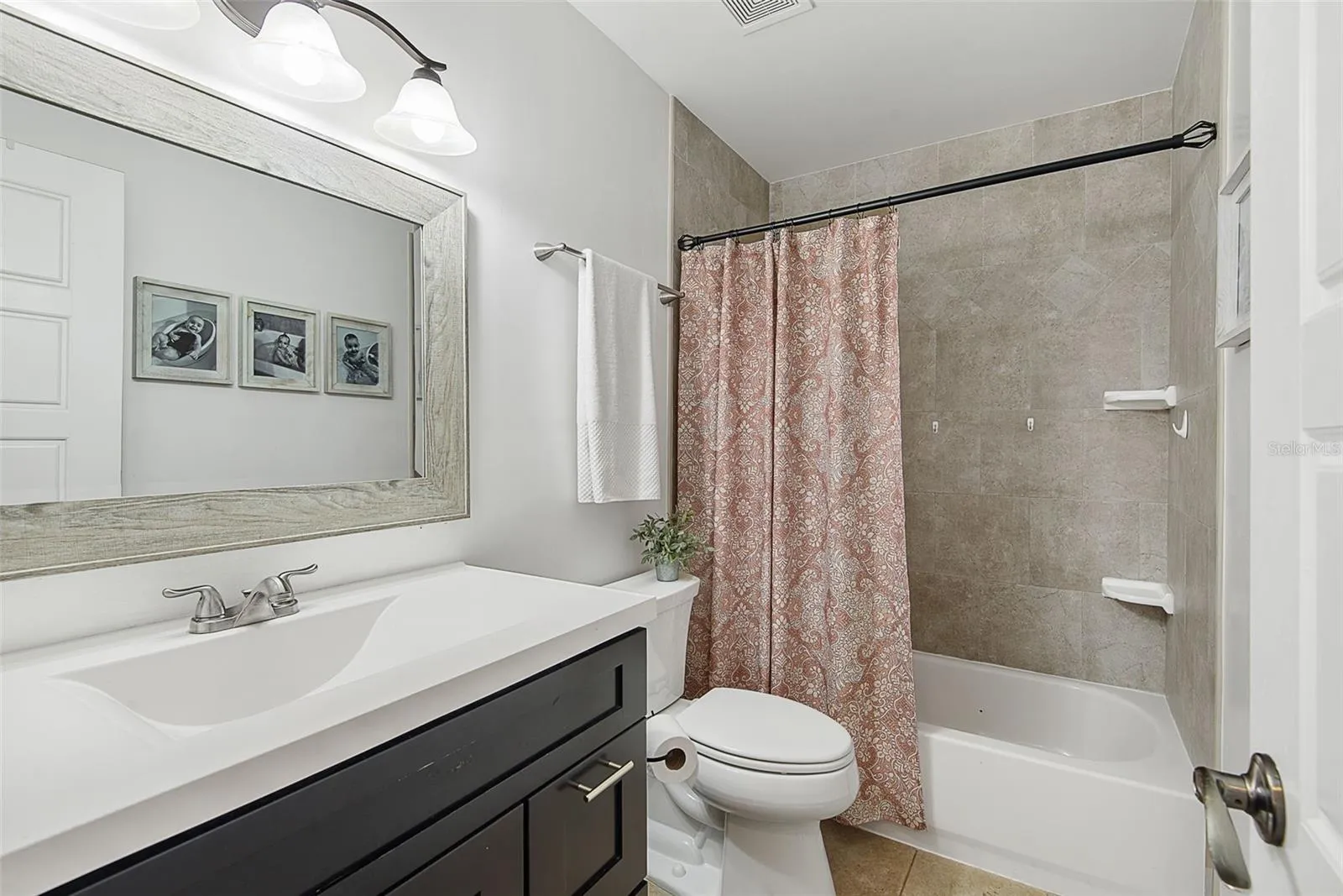 107 BURROUGHS DR, photo 26