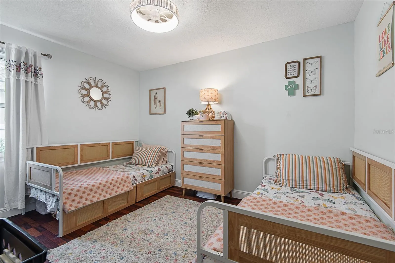 107 BURROUGHS DR, photo 27