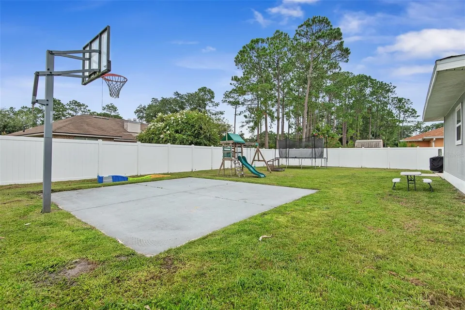 107 BURROUGHS DR, photo 33
