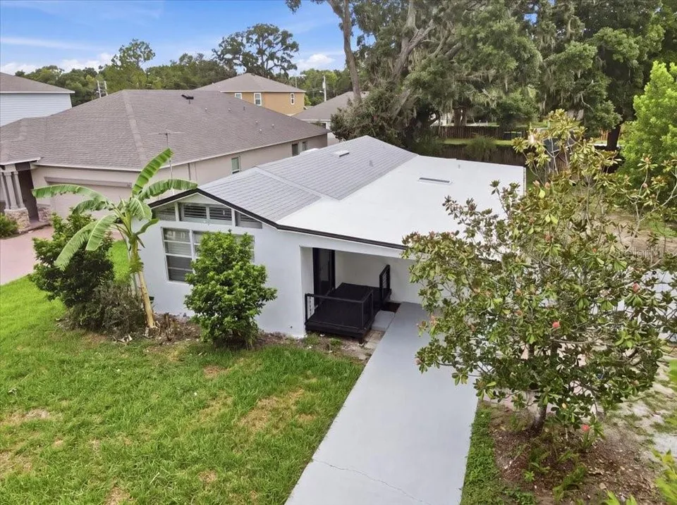 171 STANLEY BELL DR, photo 1