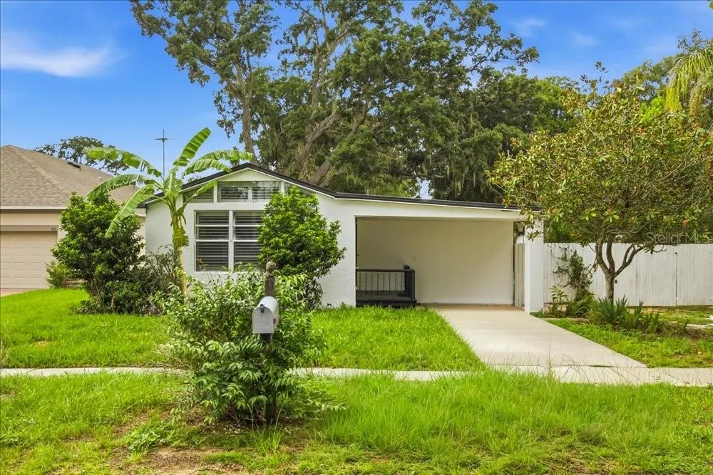 171 STANLEY BELL DR, photo 2