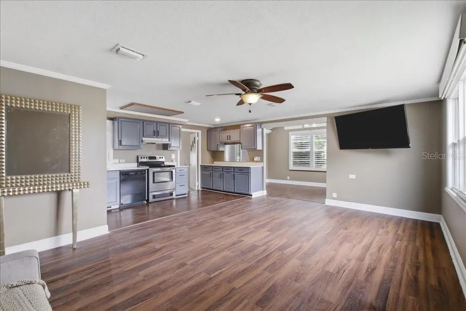 171 STANLEY BELL DR, photo 10