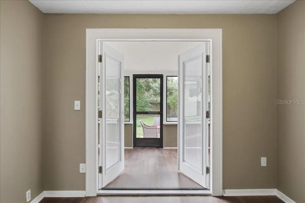171 STANLEY BELL DR, photo 17